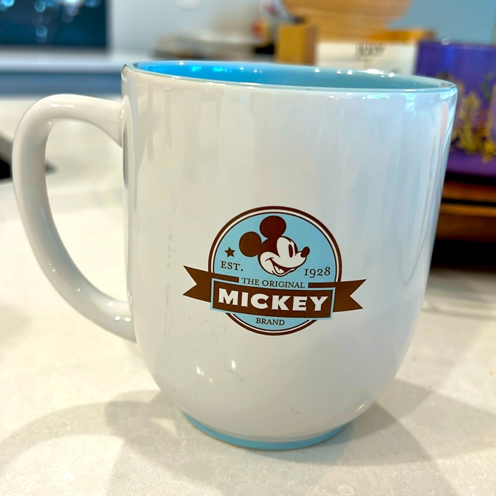Disney Parks The Original Mickey brand - Est. 1928 mug. Large, holds 16oz. EUC‎